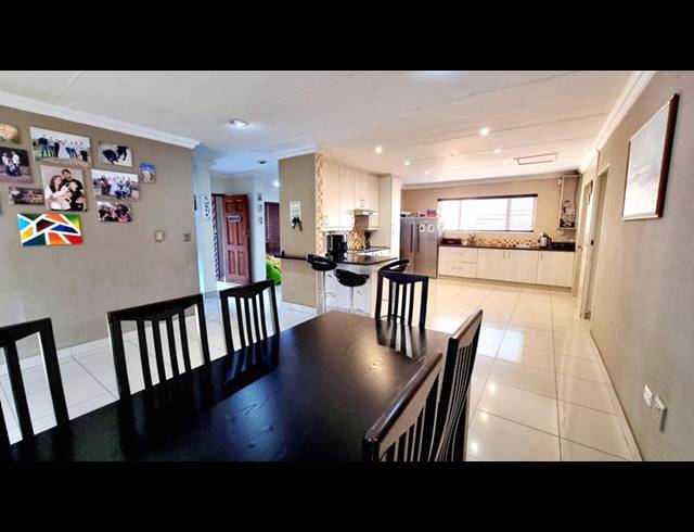 3 BEDROOM HOUSE FOR SALE IN NEW REDRUTH